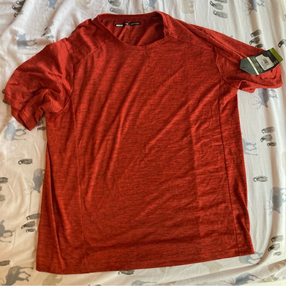 REI Active Pursuits “Blazing Red” exercise tee